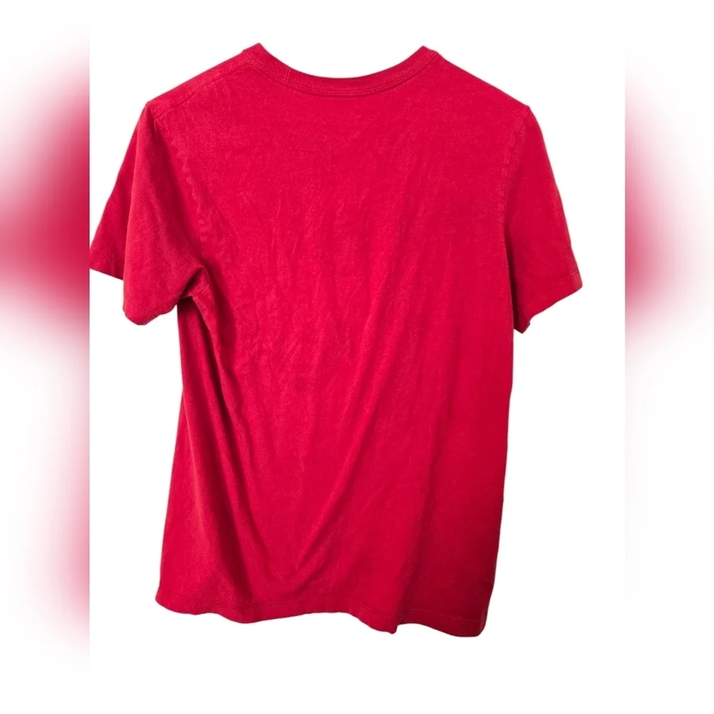 Nike Red Graphic T-Shirt Size S